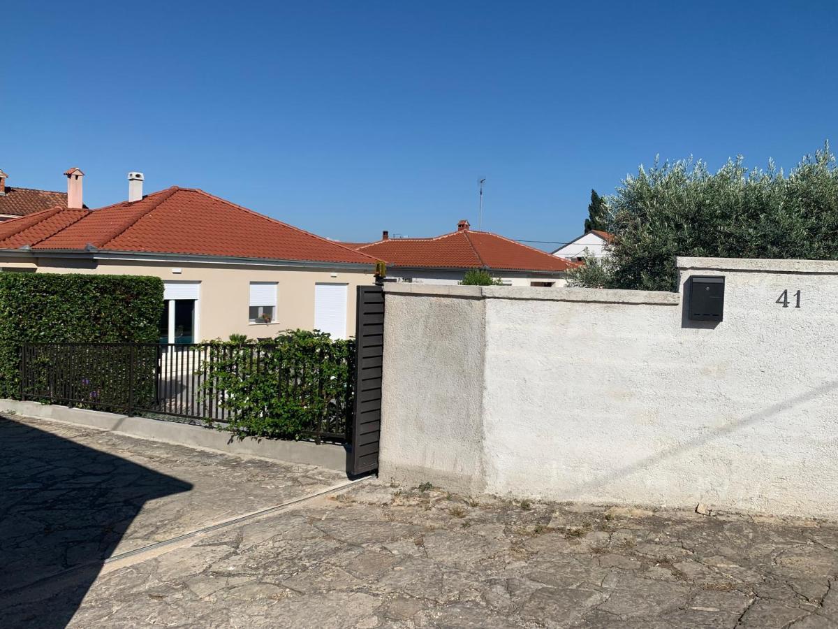 Tony'S House With Private Pool, Garden And Parking Villa Zára Kültér fotó